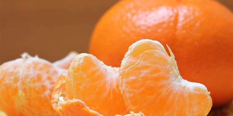 শীতে প্রতিদিন কমলা খাওয়া কেন জরুরি