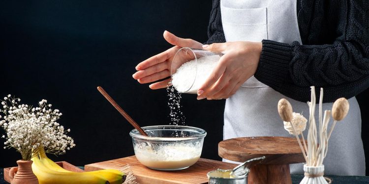 এক মাস ধরে প্রতিদিন চিনি খেলে শরীরে কী ঘটে?