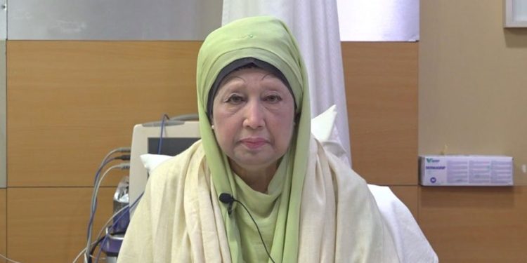 খালেদা জিয়ার অবস্থা স্থিতিশীল, নিবিড় পর্যবেক্ষণে চিকিৎসা চলছে