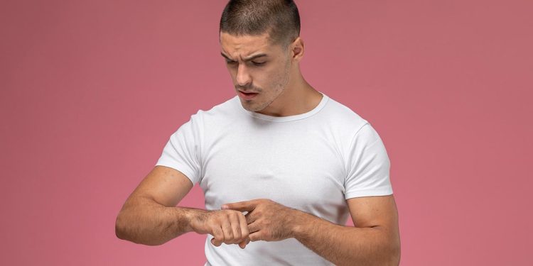 লিভার ড্যামেজের যে ৪ লক্ষণ অবহেলা করবেন না