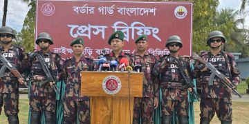 বান্দরবানে ১৫৮ কেন্দ্র ঝুঁকিপূর্ণ: ১১ কেন্দ্রে হেলিকপটারে যাবে নির্বাচনী সরঞ্জাম