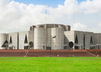 নবনির্বাচিত এমপিদের শপথ পড়াবেন সিইসি