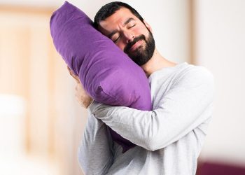 রাতে ঘুম আসে না? জেনে নিন সহজ সমাধান