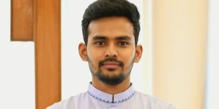 সাবেক উপদেষ্টা আসিফ মাহমুদের ব্যাংক হিসাব তলব