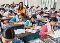 বছরের শুরুতে এসএসসি, মাঝামাঝিতে এইচএসসি নেওয়ার প্রস্তাব