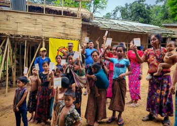 আলীকদমের দুর্গম পাহাড়ে টিকাদান ও চিকিৎসা ক্যাম্পেইন