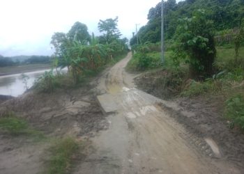 লামা সদর ইউনিয়নে পাহাড় ধ্বসে রাস্তা ক্ষয়ক্ষতি