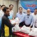 রামুতে বন্যাদুর্গত ও পানিবন্দি মানুষকে ত্রাণ বিতরণ করেছে প্রাক্তন শিক্ষার্থীদের মানবিক সংগঠন ‘মৈত্রী-০২