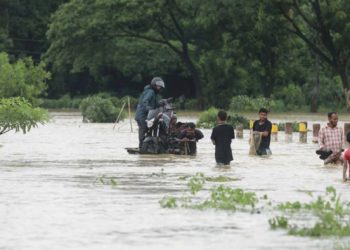 ৭ জেলায় বন্যা : নিহত ৫৪, ক্ষতিগ্রস্ত ৬ লাখের বেশি মানুষ