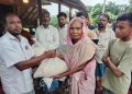 পশ্চিম পাড়া আনোয়ার মেম্বার এর চাউল পেল ৭০ পরিবার