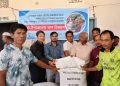 সরই ও গজালিয়া ইউনিয়নে বন্যাদুর্গত ও পাহাড়ধসে ক্ষতিগ্রস্তদের মাঝে চাল বিতরণ
